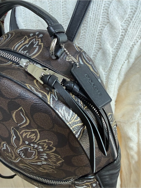 COACH JORDYN BACKPACK IN SIGNATURE CANVAS WITH TULIP PRINT (COACH F76779) main image 5